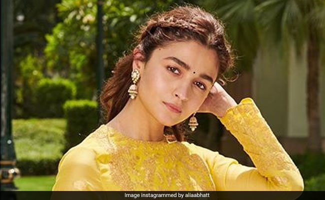 हॉलीवुड में काम करने के सवाल पर बोलीं आलिया भट्ट, उम्मीद है कि...
