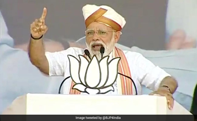 PM मोदी पहली बार वोट डालने वाले युवाओं से बोले- आपका पहला वोट पुलवामा के शहीदों के नाम समर्पित हो सकता है क्या?