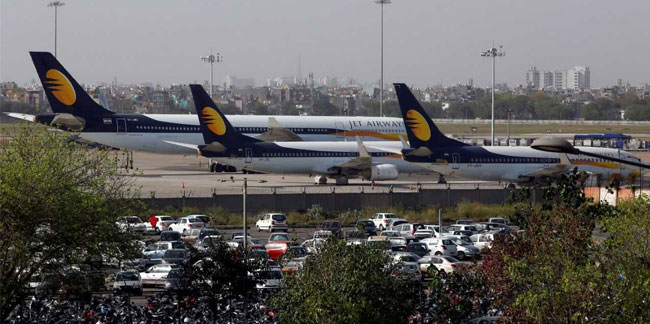Jet एयरवेज ने अपने सभी ऑपरेशन रोके, 20 हजार नौकरियों पर गहराया संकट, इमरजेंसी फंड ना होना रही वजह