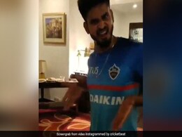 IPL 2019: श्रेयस अय्यर ने किया 'Item Dance', सलमान खान के गाने पर लगाई आग, देखें VIDEO IPL 2019: श्रेयस अय्यर ने किया 'Item Dance', सलमान खान के गाने पर लगाई आग, देखें VIDEO