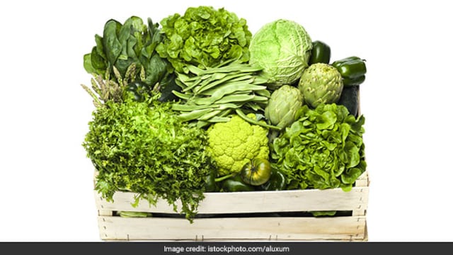 Green leafy vegetables are a great source of iron that promotes haemoglobin production