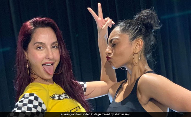 Nora Fatehi ने एक बार फिर किया धमाकेदार डांस, बार-बार देखा जा रहा Video