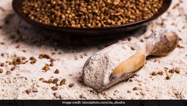 Navratri 2021: आज से शुरू हो गई हैं चैत्र नवरात्रि, व्रत में क्यों खाना चाहिए कुट्टू का आटा? जानें इसके कमाल के फायदे!