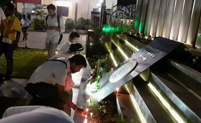 Pragya Thakur Insulted All 26/11 Heroes, Say Mumbaikars