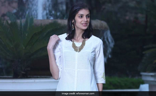 7 Pretty White <i>Kurtis</i> To Add To Your Summer Wardrobe