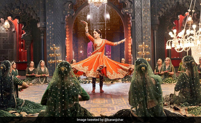 Madhuri Dixit Makes <I>Kalank</i> 'Special' With New Song <I>Tabah Ho Gaye</i>. Here's A Glimpse