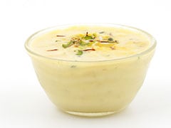 Impress Your Guests With Channar Payesh (Paneer Rabdi) - A Delicious Bengali Dessert Impress Your Guests With Channar Payesh (Paneer Rabdi) - A Delicious Bengali Dessert
