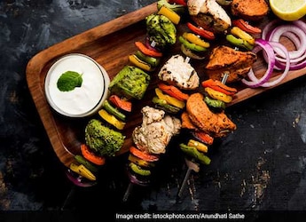 9 Best Chicken Starter Recipes To Amp Up Your Dinner Table (Recipes Inside) 9 Best Chicken Starter Recipes To Amp Up Your Dinner Table (Recipes Inside)