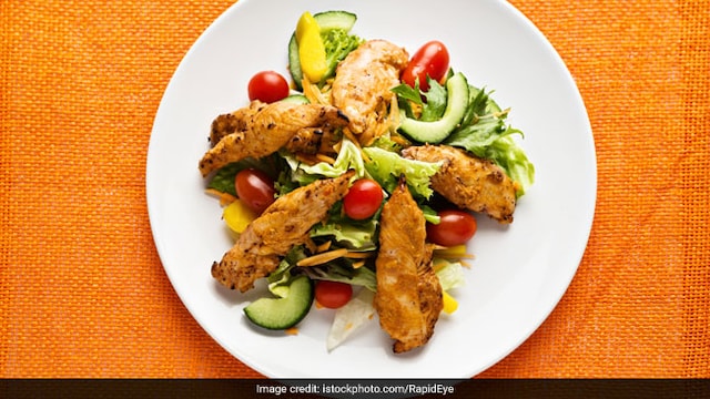 Lentils are rich in proteins; lentil salad is perfect for quick weight loss.