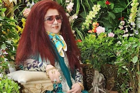 डैंड्रफ से कैसे छुटकारा पाएं? ब्यूटी एक्सपर्ट शहनाज़ हुसैन से जानें