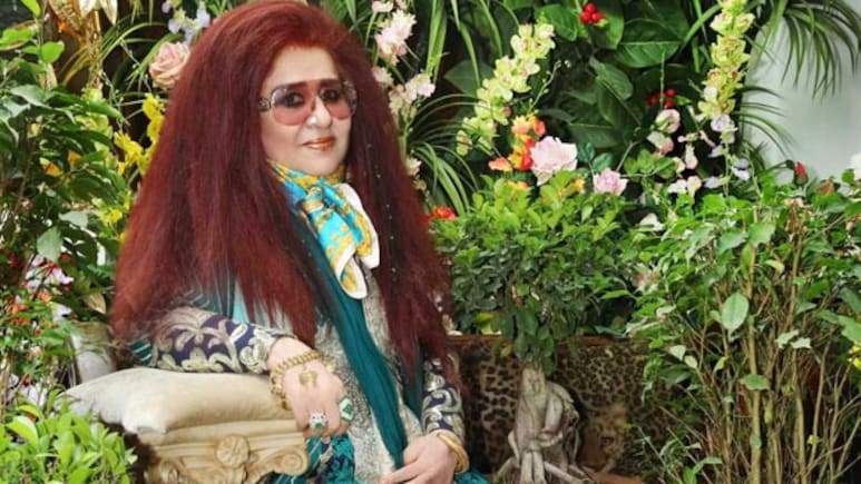 डैंड्रफ से कैसे छुटकारा पाएं? ब्यूटी एक्सपर्ट शहनाज़ हुसैन से जानें