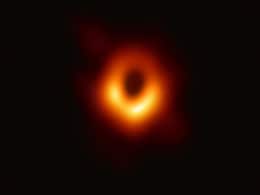 Black Hole First Image: खगोलविदों ने ब्लैक होल की पहली तस्वीर जारी की Black Hole First Image: खगोलविदों ने ब्लैक होल की पहली तस्वीर जारी की