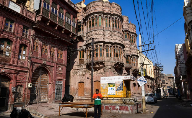 "Many <i> Havelis </i> Have Vanished": India Fights To Save Its Heritage In The Desert