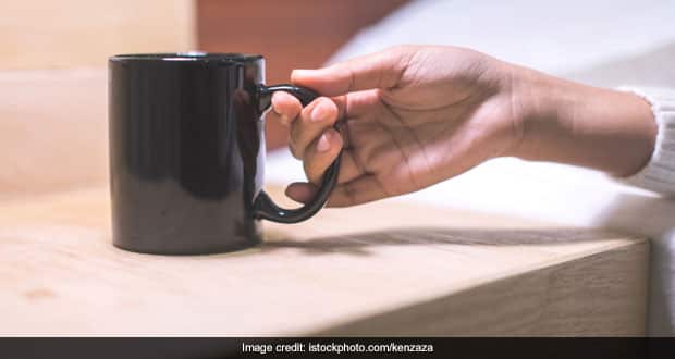 Drink For Weight Loss: पेट की चर्बी घटाने और बॉडी डिटॉक्स करने के लिए सोने से पहले इन 3 ड्रिंक्स में से पिएं कोई एक!