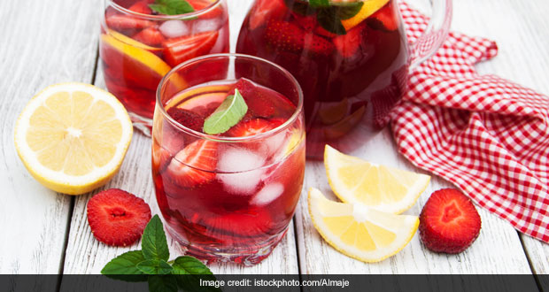 Diabetes: Ditch Those Sugary Summer Coolers And Try These Diabetic-Friendly Drinks (Watch)