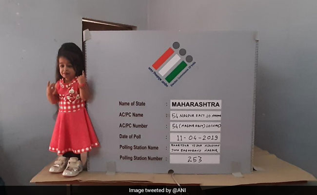 World's Shortest Woman Votes In Nagpur, Has A Message