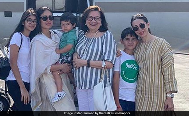 On Babita's Birthday, Karisma And Kareena Kapoor Pack Up With Kids For Holiday