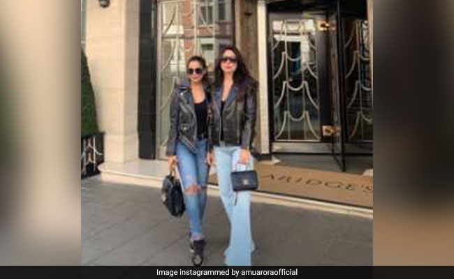 'Besties' Kareena Kapoor And Amrita Arora Take Over London. See Pics