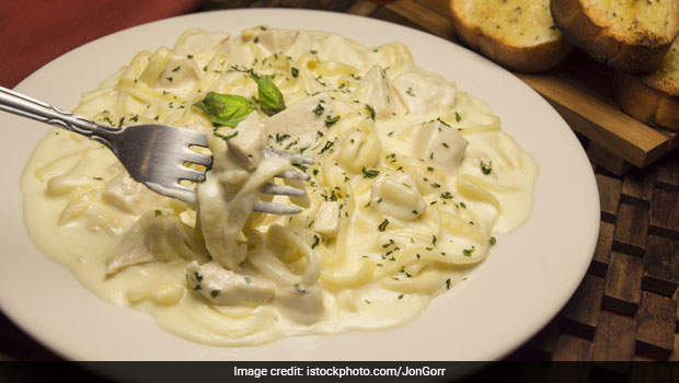 How To Make Low-Fat Pasta In White Sauce Without Cheese And Butter&nbsp;