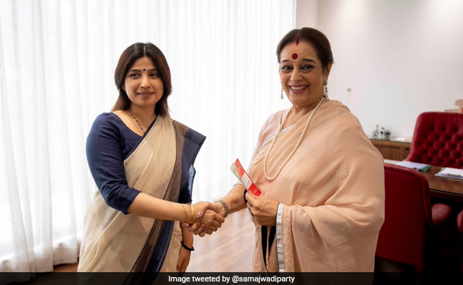 Mr (Shatrughan) Sinha Joins Congress, Mrs (Poonam) Sinha Goes Samajwadi