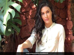<i>Mental Hai Kya</i> Actress Amyra Dastur On Working With Kangana Ranaut <i>Mental Hai Kya</i> Actress Amyra Dastur On Working With Kangana Ranaut