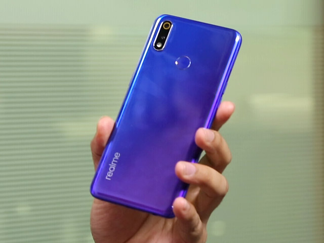 Realme 3 Pro Review