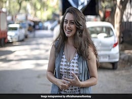 इस एक्ट्रेस से डायरेक्टर ने कहा 'कॉम्प्रोमाइज' कर लो तो यूं दिया करारा जवाब... इस एक्ट्रेस से डायरेक्टर ने कहा 'कॉम्प्रोमाइज' कर लो तो यूं दिया करारा जवाब...