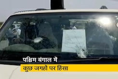 CPM उम्मीदवार की कार पर हमला CPM उम्मीदवार की कार पर हमला