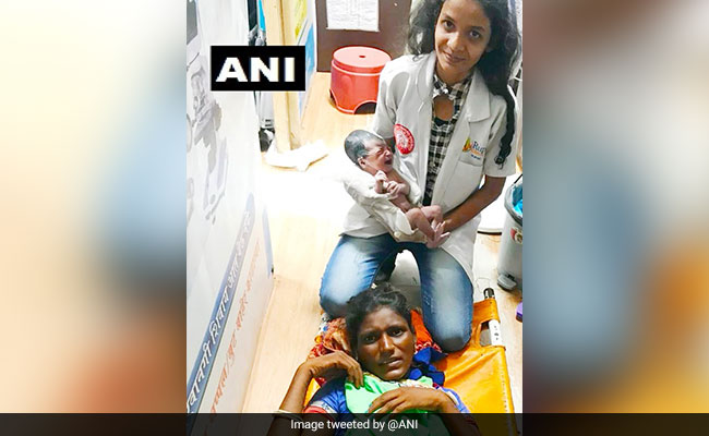 Woman Delivers Baby At Thane Station, Railway Minister Praises Clinic Staff