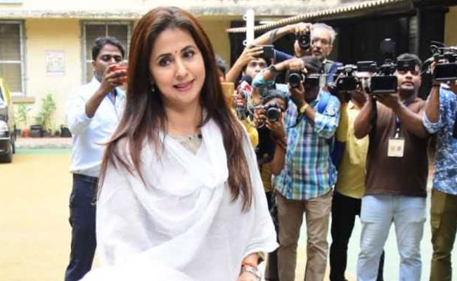 Urmila Matondkar Trailing In Mumbai North Seat In Maiden Election Contest