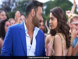De De Pyaar De Movie Review: लचर कहानी, खराब डायरेक्शन का कॉकटेल है 'दे दे प्यार दे' De De Pyaar De Movie Review: लचर कहानी, खराब डायरेक्शन का कॉकटेल है 'दे दे प्यार दे'