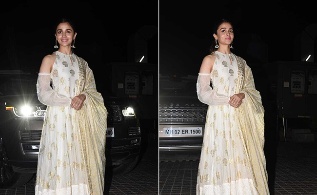 Like Alia Bhatt, Give Your Ethnic Wear The Cold Shoulder With These 6 Picks