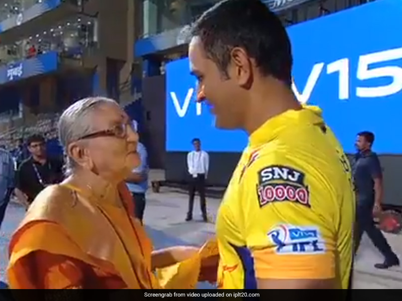 MS Dhoni Meets Special Fan After CSK vs Mumbai Indians Match - Watch