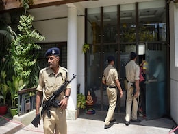 सभी केंद्रीय सशस्त्र पुलिस बलों में एक समान होगी सेवानिवृत्ति उम्र, केंद्र की याचिका खारिज सभी केंद्रीय सशस्त्र पुलिस बलों में एक समान होगी सेवानिवृत्ति उम्र, केंद्र की याचिका खारिज
