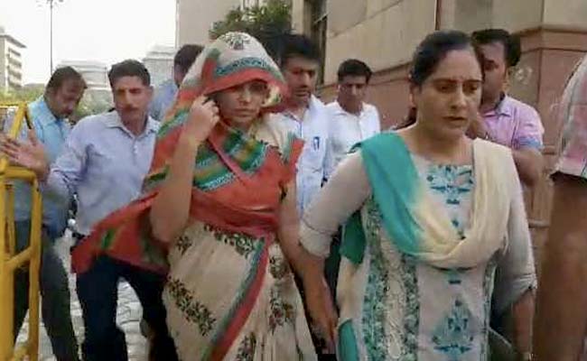 अपूर्वा को 14 दिन की न्यायिक हिरासत, जेल में पढ़ी-लिखी महिलाओं के साथ रखने की मांग खारिज