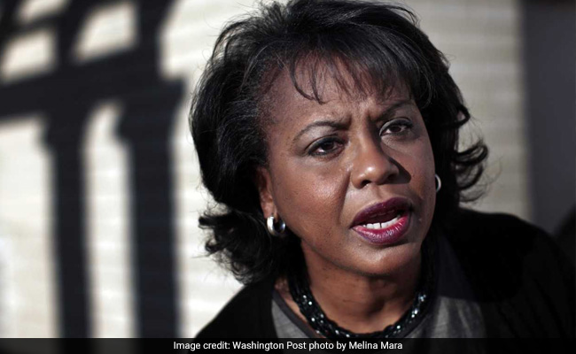 Anita Hill Not "Satisfied" With Joe Biden's Apology Over 1991 Harassment Hearing