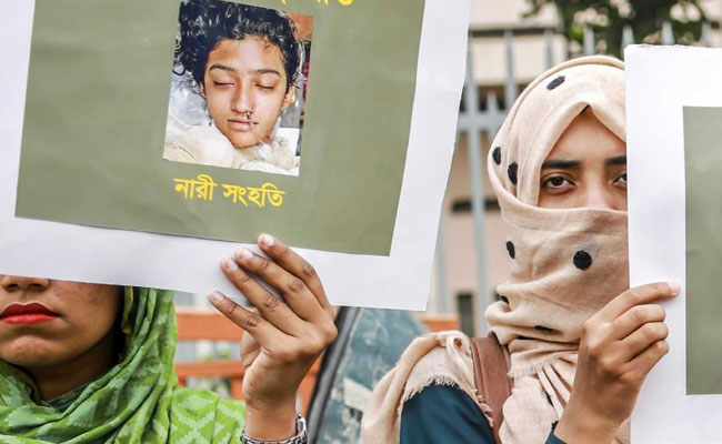 16 Sentenced To Death In Bangladesh For Burning 19-Year-Old Woman Alive