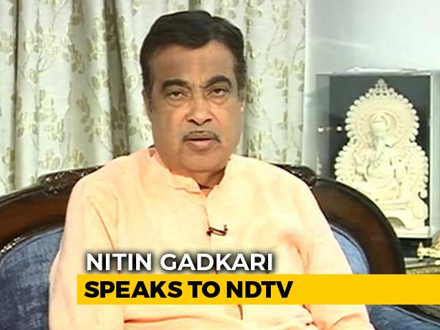 "Should Respect Different Opinions": Nitin Gadkari Echoes LK Advani