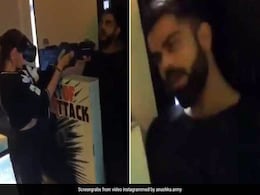 IPL 2019: विराट कोहली को 'गोलियां' मारने लगीं अनुष्का शर्मा, फिर 'चीकू' ने किया ऐसा, देखें VIDEO IPL 2019: विराट कोहली को 'गोलियां' मारने लगीं अनुष्का शर्मा, फिर 'चीकू' ने किया ऐसा, देखें VIDEO