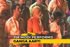 PM Modi Performs <i>Aarti</i> At Dashashwamedh Ghat In Varanasi PM Modi Performs <i>Aarti</i> At Dashashwamedh Ghat In Varanasi