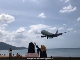 इस Beach पर सेल्फी लेने वाले टूरिस्टों को दी जाएगी सज़ा-ए-मौत, Video में जानिए वजह इस Beach पर सेल्फी लेने वाले टूरिस्टों को दी जाएगी सज़ा-ए-मौत, Video में जानिए वजह