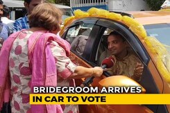 In Decorated Car, Bengal Groom Drives 20 Km To Vote Day After Wedding In Decorated Car, Bengal Groom Drives 20 Km To Vote Day After Wedding