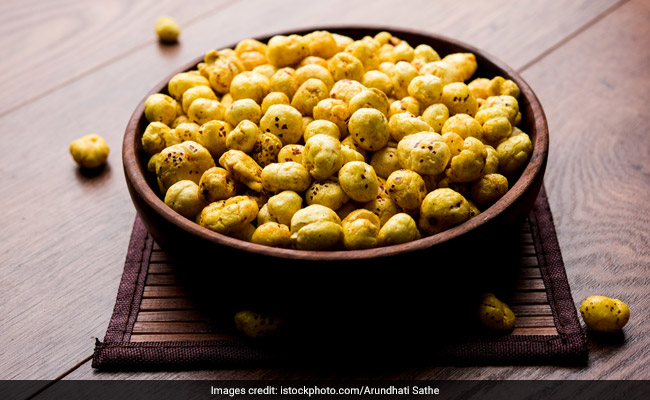 Navratri 2020 Special: Delicious Vegetarian Snacks For Tea-Time Hogging