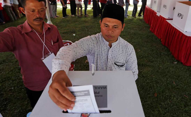 Elections Close In Indonesia, Next President Should Be Clear Within Hours