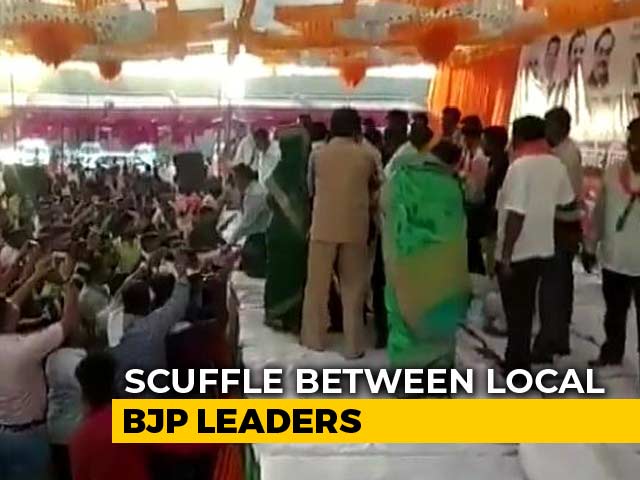 BJP Workers Clash At Maharashtra Minister's Rally Over Candidate Change
