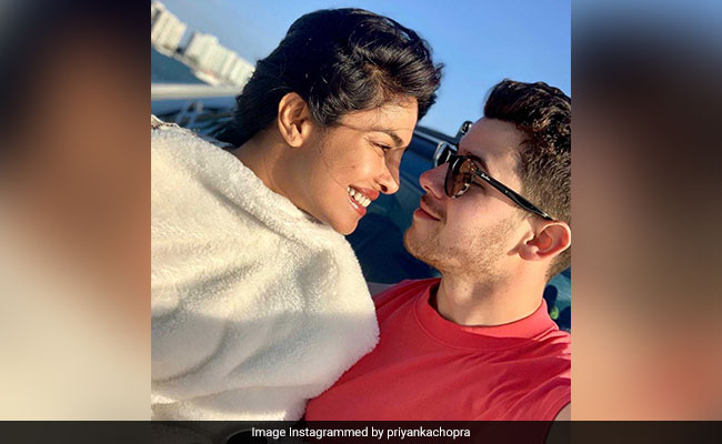 Priyanka Chopra Gives A Shout Out To Fan Rendition Of Govinda's <I>Meri Pant Bhi Sexy</I> On Nick Jonas' '<i>Cool</i>'