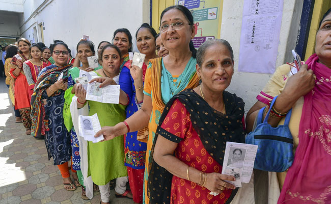 Elections 2019: 66% Voting In Phase 3, 1 Killed In Violence In Bengal: 10 Points