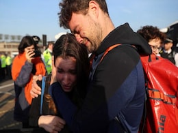 London Teens Weep To Protest Political Inaction On Climate Change London Teens Weep To Protest Political Inaction On Climate Change