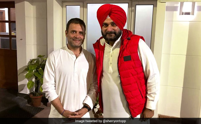 "ख्वाहिशें मेरी "अधूरी" ही सही पर..." पंजाब सरकार में वापसी की अटकलों के बीच सिद्धू का शायराना अंदाज