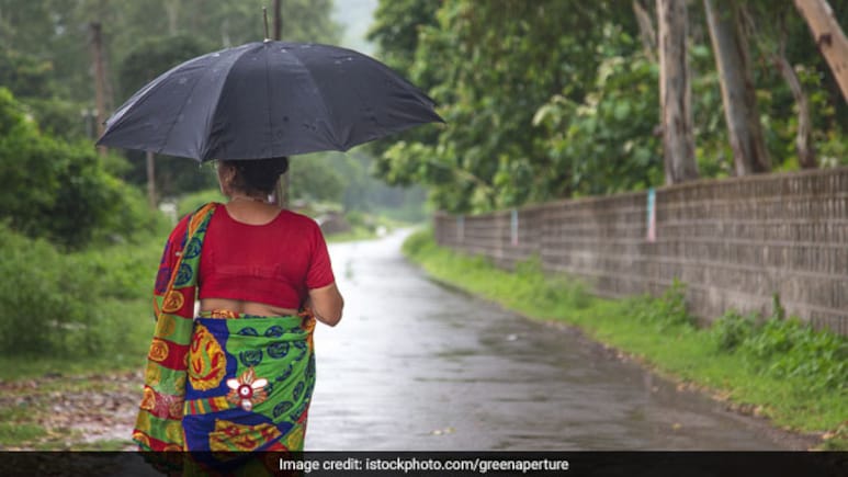 दिल्ली में प्रदूषण तो इन राज्यों में पड़ेगी बारिश की मार, 7 दिनों तक जमकर बरसेंगे बदरा दिल्ली में प्रदूषण तो इन राज्यों में पड़ेगी बारिश की मार, 7 दिनों तक जमकर बरसेंगे बदरा